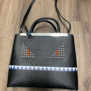 Monster tote